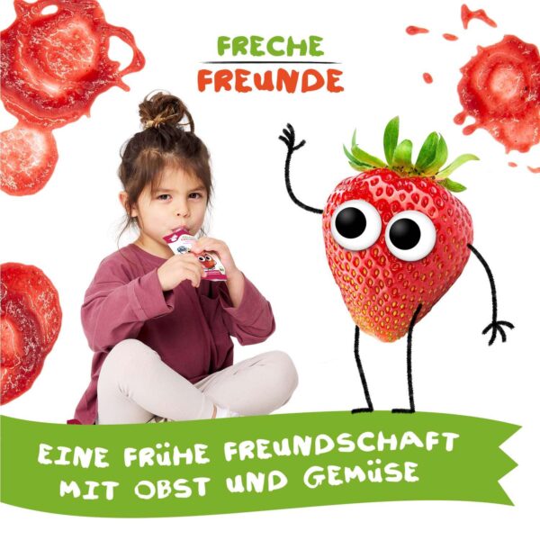 Kind sitzt auf dem Boden und genießt einen Freche Freunde Quetschie. Daneben steht Edda Erdbeere mit großen Kulleraugen. Im Hintergrund rote Fruchtkleckse. Text: „Eine frühe Freundschaft mit Obst und Gemüse“.