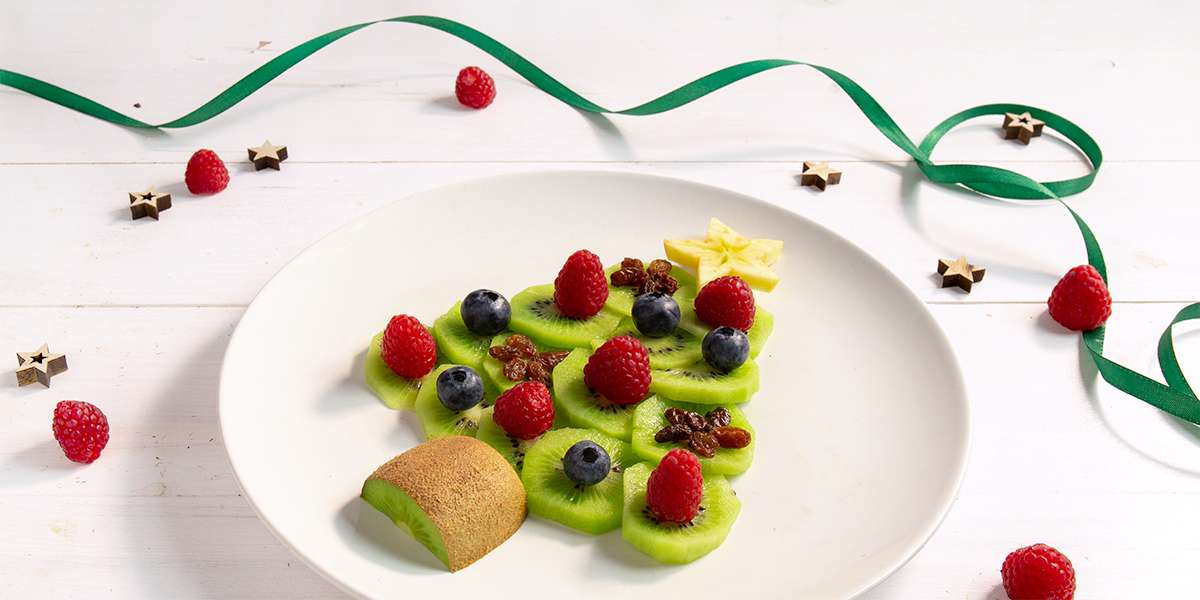 Weihnachtliche-Obstplatte-für-Kinder-Rezept
