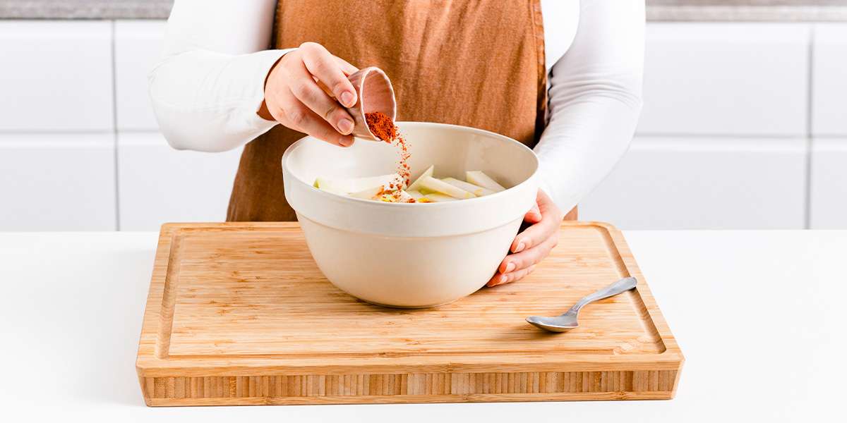 Kohlrabi_Pommes_in-der-Heißluftfritteuse-Schritt-4